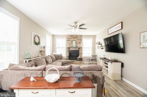 451 Hughs Rd, Charles Town WV  25414-5554 exterior