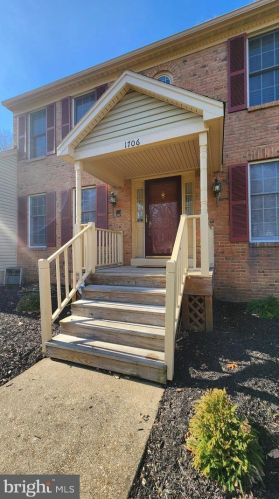 1706 Pebble Beach Dr, Bowie MD  20721-2376 exterior