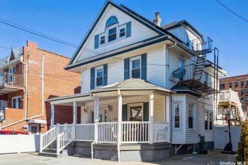 178 Beach 118th St, Far Rockaway, NY 11694-2035