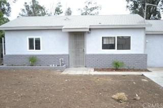 8667 Oleander Ave, Fontana CA  92335-2344 exterior