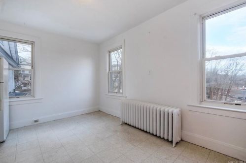 29 Battle Ave, White Plains NY  10606-1401 exterior