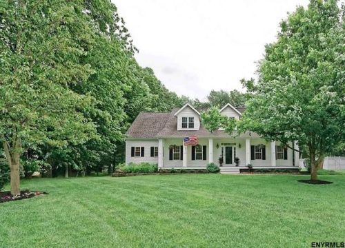 20 Harvest Ln, Fortsville, NY 12831-2529