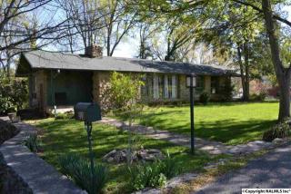 513 Hillview Blvd, Fayetteville, TN 37334-2361