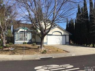 701 Raven Dr, Vacaville, CA 95687-7258