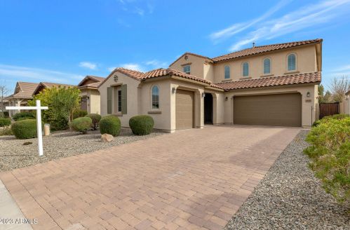 3919 Rakestraw Ln, Gilbert, AZ 85298-0440