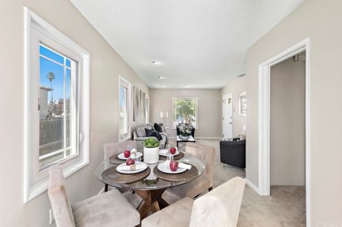 6546 Clybourn Ave, North Hollywood CA  91606-2730 exterior