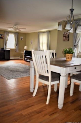 26 Clyde Rd, Manchester CT  06042-3332 exterior