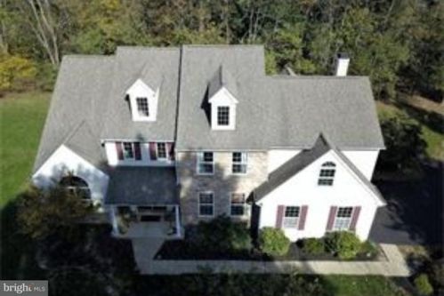 17 Pheasant Rd, Norristown, PA 19403-2213