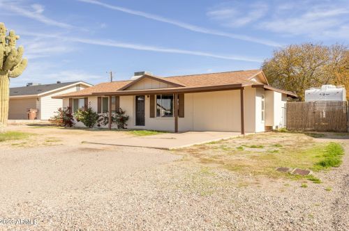 425 104th St, Mesa, AZ 85207-2410