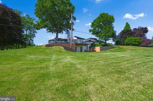 1130 Schuylkill Mountain Rd, Schuylkill Haven PA  17972-9139 exterior