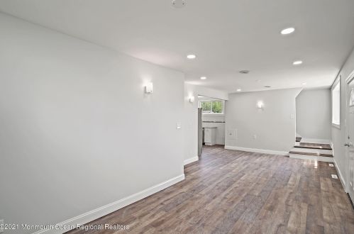 46 Capri Dr, Bricktown NJ  08723-7633 exterior