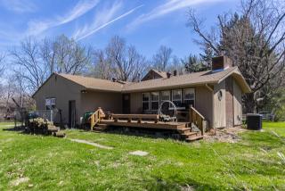 5385 57th Ave, Camp Dodge, IA 50131-1406