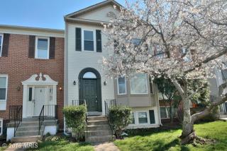 3712 Farmland Dr, Fairfax, VA 22033-1343