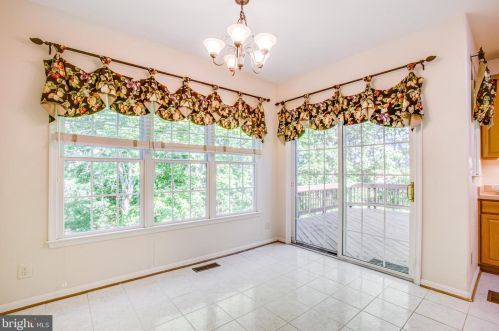 4204 Crooked Stick Ct, Fredericksburg VA  22408-9215 exterior