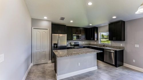 945 Halifax Dr, Kissimmee, FL 34758-3161