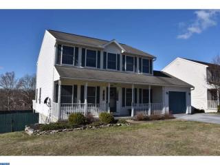324 Dogwood Ln, Womelsdorf, PA 19567-9779