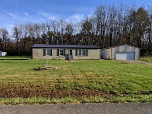 17476 Bloomrose Rd, New Harmony, OH 45176-9426