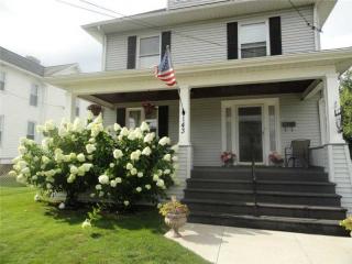 143 Church St, Fairchance, PA 15436-1107
