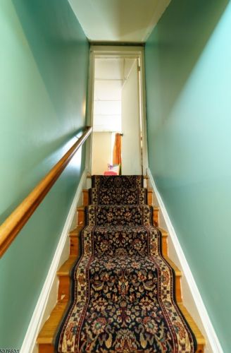 18 Midvale Ave, Lake Hiawatha NJ  07034-1011 exterior