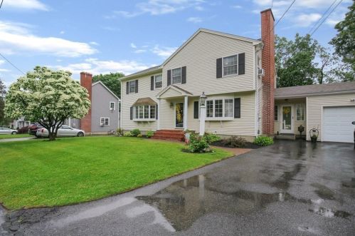 30 Spring Cir, Shrewsbury, MA 01545-2020