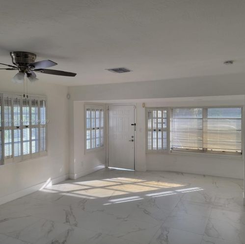 810 20th Ct, Hollywood FL  33020-3504 exterior