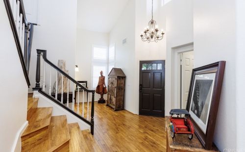 27445 Waynesborough Ln, Santa Clarita, CA 91354-1820