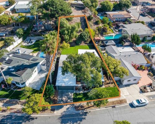 6623 Ballinger Ave, San Diego CA  92119-1822 exterior