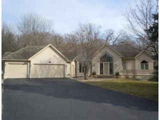 6954 Kenmare Dr, Minneapolis, MN 55438-2830