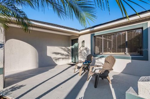 12140 Chuck Cir, Port Richey, FL 34669-3745