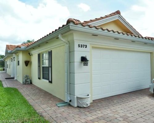 5373 Guadeloupe Way, Naples, FL 34119-9579