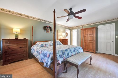 826 Pinewood Dr, Primrose PA 17901-9544 exterior