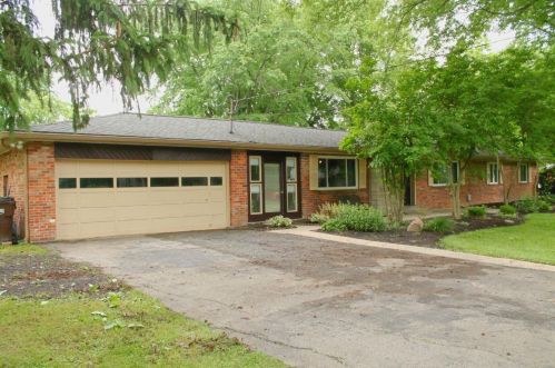 3729 Oakwood Dr, Amelia OH  45102-1219 exterior