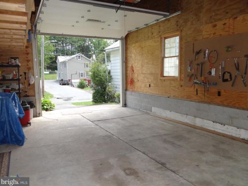 27 Eaton St, Schuylkill Haven PA  17972-1022 exterior