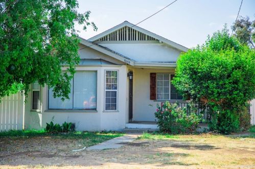 9659 Primrose Dr, Riverside CA 92503-4277 exterior