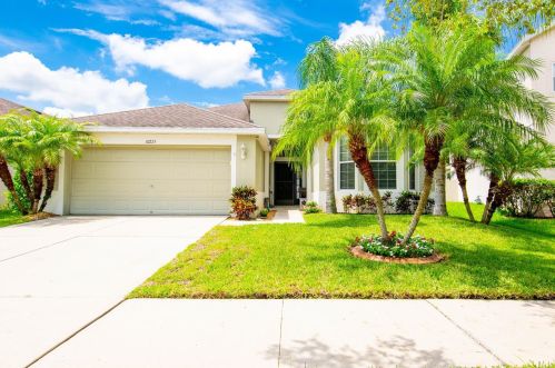 10225 Avelar Ridge Dr, Riverview, FL 33578-7560