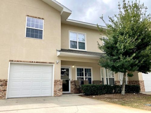 1456 Bentley Cir, Fort Walton Beach, FL 32547-1975