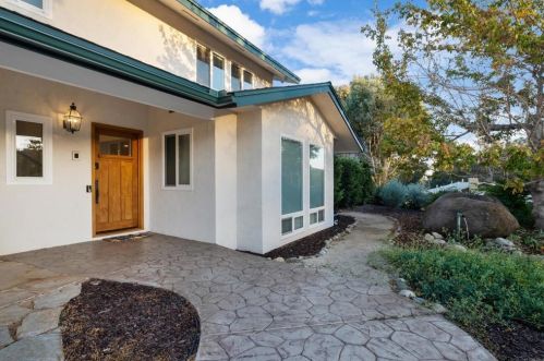 1322 Hamilton Ln, Escondido CA  92029-4316 exterior