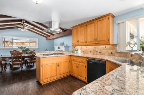 1224 Sacramento St, Orange, CA 92867-5243
