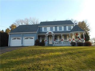 28 Maiden Ln, Bristol, CT 06010-2538