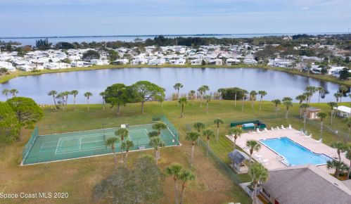 7626 Niantic Ave, Sebastian FL  32976-7778 exterior