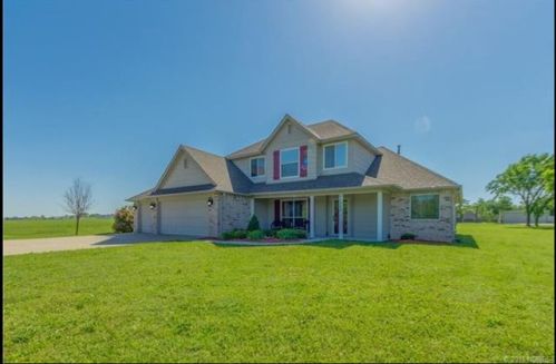 40223 3990 Rd, Collinsville, OK 74021-6421