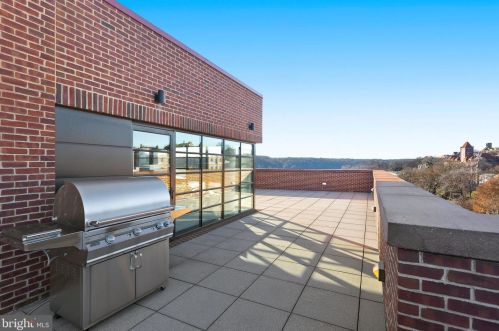 3303 Water St, Washington DC 20007-3509 exterior