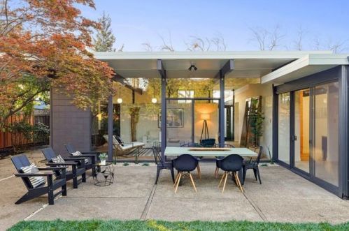 850 Richardson Ct, Palo Alto, CA 94303-4151