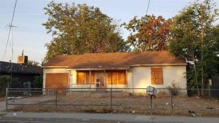 2978 Clara Ave, Fresno, CA 93706-5536