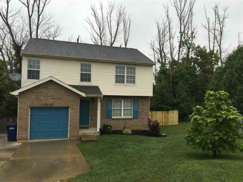 1538 Clovernook Dr, Covington, KY 41018-1892