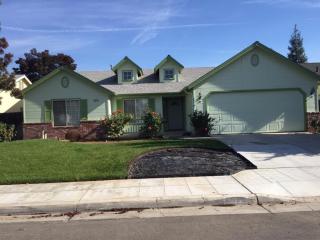 6036 Lodi Ave, Fresno, CA 93722-3276