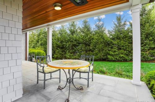 310 South Ave, New Canaan CT  06840-5820 exterior