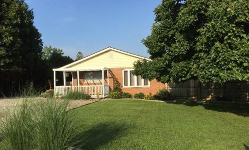 323 Oak Ln, Chillicothe, OH 45601-2228