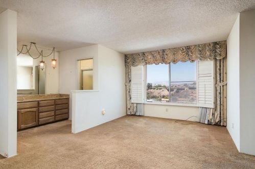 1201 Rippey St, El Cajon CA  92020-1741 exterior