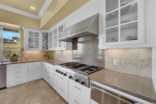 3959 Skyhawk Ln, Vacaville CA  95688-9516 exterior